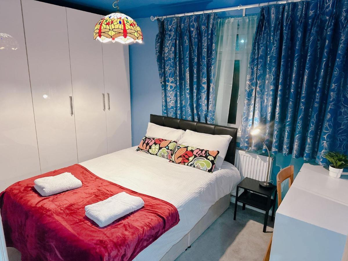 Luxury Double Blue Room Londen Buitenkant foto