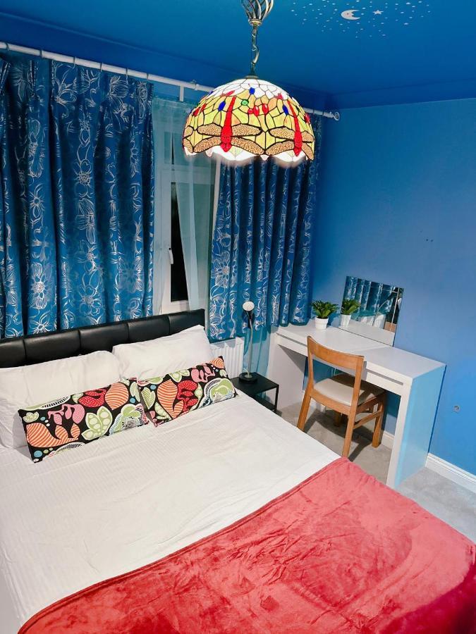 Luxury Double Blue Room Londen Buitenkant foto